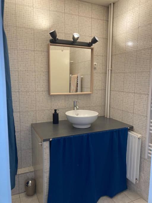Cozy Studio With Balcony And Free Parking Aix-en-Provence Exterior photo