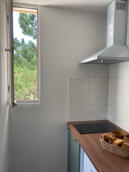 Cozy Studio With Balcony And Free Parking Aix-en-Provence Exterior photo