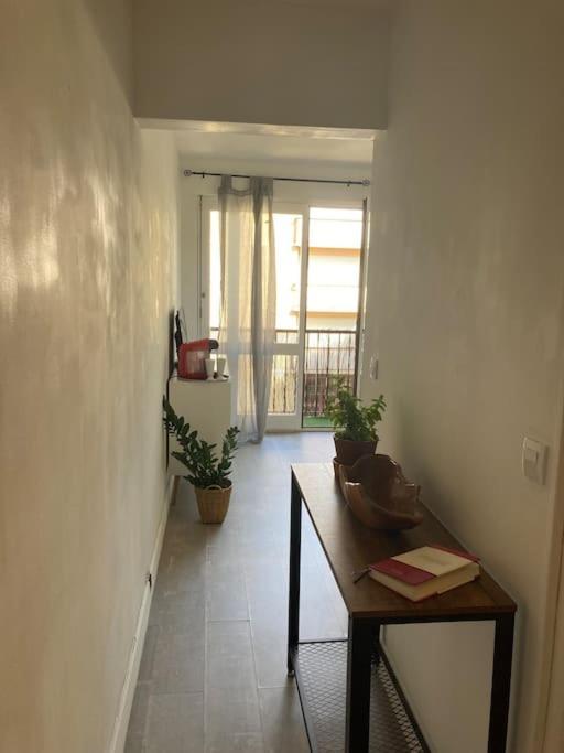 Cozy Studio With Balcony And Free Parking Aix-en-Provence Exterior photo
